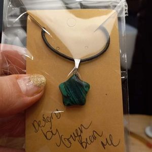 SOLD 📌‼️🛑Star stone necklace 16”